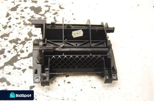 POPIELNICZKA PRZÓD PRZEDNIA 8E0857951H AUDI A4 B7 B6