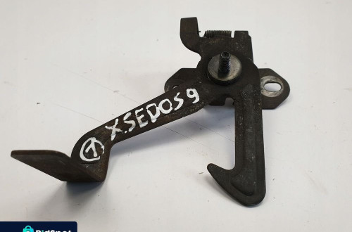 Mazda Xedos 9 RYGIEL MASKI UCHWYT Rączka