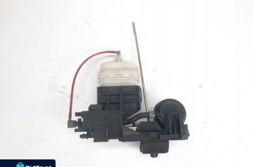 ZAMEK KLAPY BAGAŻNIKA MERCEDES S W220 A2208000478