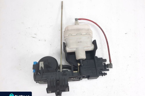 ZAMEK KLAPY BAGAŻNIKA MERCEDES S W220 A2208000478