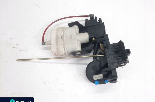 ZAMEK KLAPY BAGAŻNIKA MERCEDES S W220 A2208000478