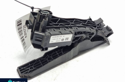 PEDAŁ VOLKSWAGEN GOLF V 1K1721503L