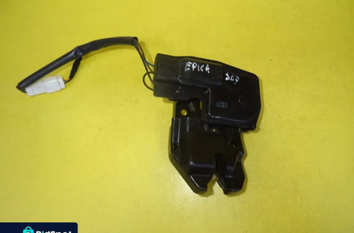 ZAMEK KLAPY BAGAŻNIKA CHEVROLET EPICA II 3PIN SEDAN 06-08 NR18