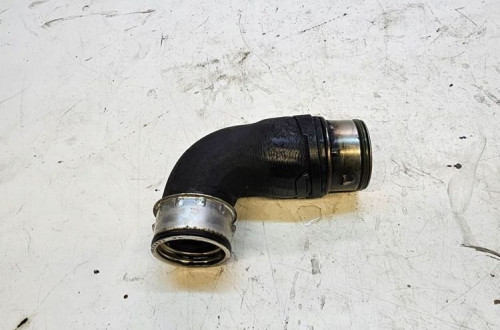 RURA PRZEWÓD INTERCOOLERA AUDI VW SKODA 038131111A