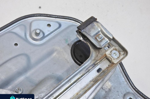 MECHANIZM PODNOŚNIK SZYBY PRAWY TYŁ VOLVO V50 LIFT