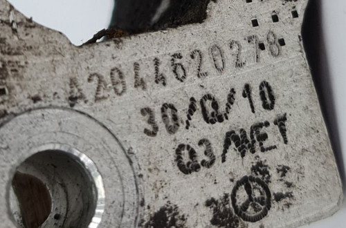 KRZYŻAK DRĄŻEK KOLUMNY MERCEDES W204 A2044620270