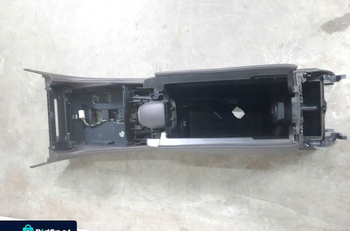 MERCEDES CLS W218 PODŁOKIETNIK ŚRODKOWY TUNEL