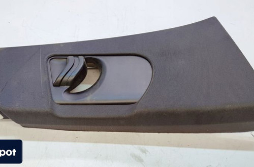 OSŁONA SŁUPKA B ŚRODKOWA PRAWA AUDI A7 S LINE CZARNA 4G8867244 JY1