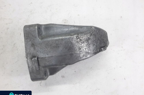 ŁAPA SILNIKA MERCEDES W212 3.0 CDI V6 A6422233304
