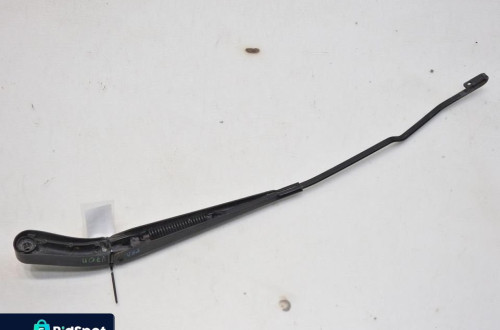 RAMIE WYCIERACZKI PRAWE VOLVO V70 II 8624269
