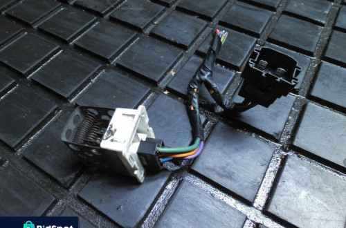 REZYSTOR OPORNICA DMUCHAWY OPEL ASTRA II  52475432 + WTYCZKA INSTALACJA