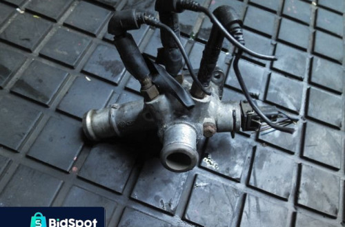 VW GOLF IV 1.9 TDI OBUDOWA TERMOSTATU 038121133A AUDI VW SEAT SKODA POSIADAM 2 SZT