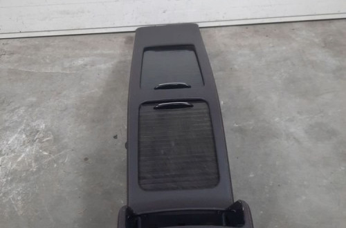 MERCEDES W218 CLS TUNEL ŚRODKOWY PODŁOKIETNIK TYŁ