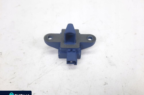 Mercedes W212 Sensor Czujnik Uderzenia A2128205026