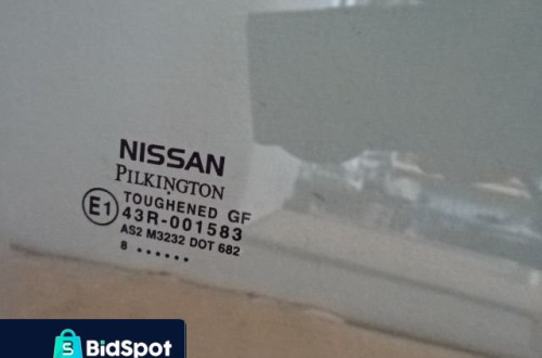 SZYBA DRZWI PRAWY PRZÓD NISSAN MICRA K12 3D NR1291
