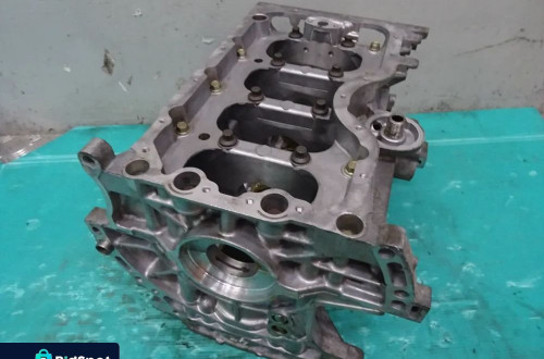 BLOK DÓŁ SILNIKA MAZDA 3 1.6 16V Z6 NR43