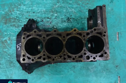 BLOK DÓŁ SILNIKA MERCEDES W202 2.2 604910 NR59