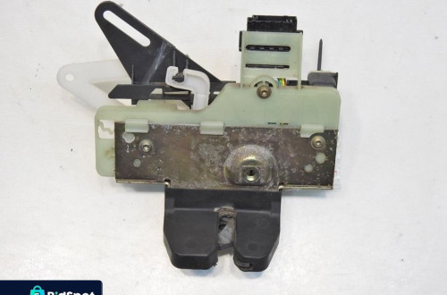 ZAMEK KLAPY VOLVO V70 II 999066622