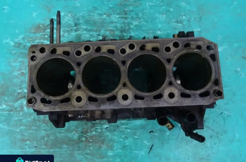 BLOK DÓŁ SILNIKA FORD FOCUS MK1 1.8 TDCI F9DA NR47