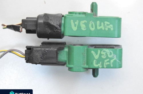 SENSOR UDERZENIA VOLVO V50 LIFT 30775521