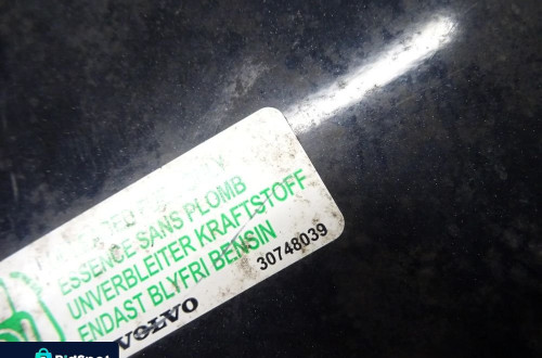 VOLVO S60 LIFT 2.4B KLAPKA WLEWU PALIWA 30748039