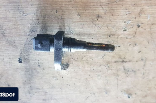 AUDI SEAT SKODA VW CZUJNIK TEMPERATURY POWIETRZA ZASYSANEGO 058905379