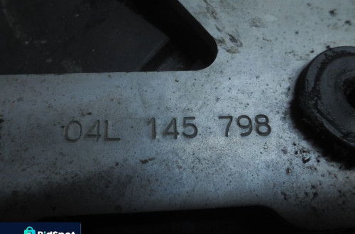 PODPORA ŁAPY SILNIKA VW T6 04L145798
