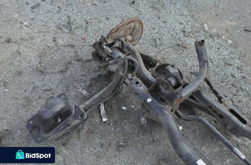 VOLKSWAGEN GOLF VII ZAWIESZENIE BELKA TYŁ