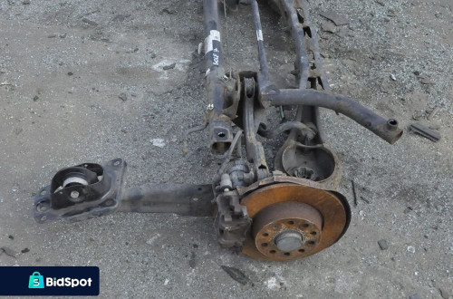 VOLKSWAGEN GOLF VII ZAWIESZENIE BELKA TYŁ