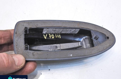 PŁETWA OSŁONA ANTENY 425-26 VOLVO V70 III 39850725