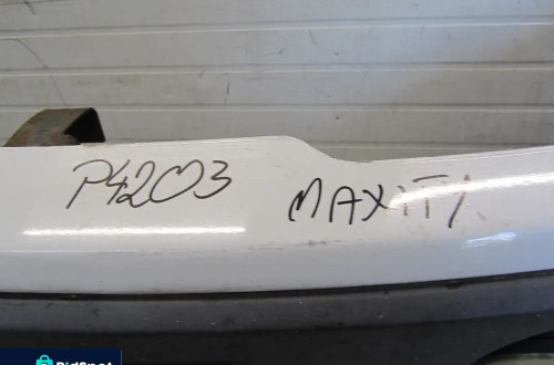 renault maxity 3.0 08r zderzak przód