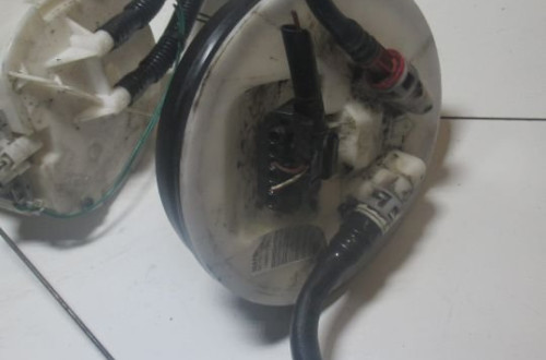 CZUJNIK POZIOMU PALIWA BMW E60 0580303042