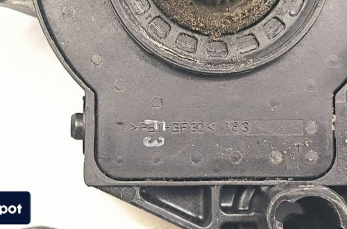SILNICZEK SZYBY LP AUDI A8 D3 4E1910802B