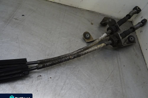 VW TOURAN I 03-05 1.9TDI LA7W WYBIERAK BIEGÓW 1K0711061A