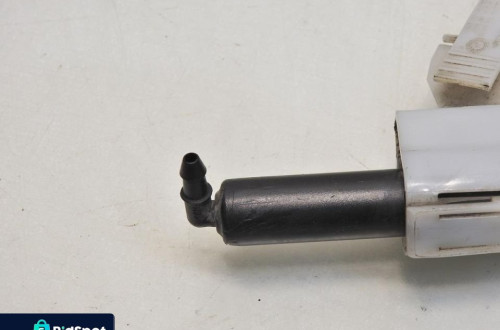 SPRYSKIWACZ LAMPY PRAWY FORD MONDEO MK4 LIFT