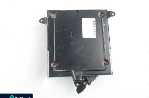 WZMACNIACZ BMW 3 E46 8376312