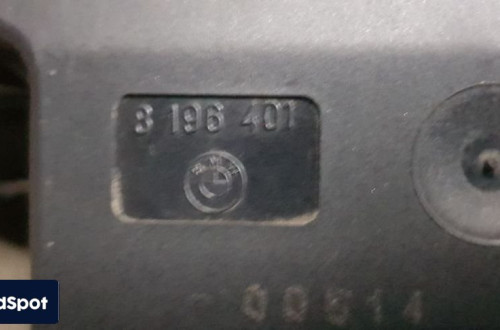 BMW E46 ZAMEK KLAPY TYŁ 8196401