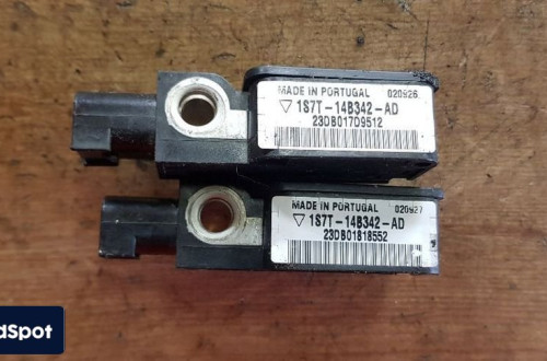 FORD MONDEO MK III CZUJNIK UDERZENIA BOCZNEGO 1S7T-14B342-AD