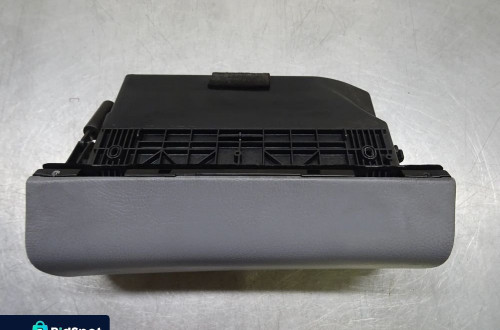 MERCEDES W210 E KLASA 95-02 2.7 CDI SCHOWEK