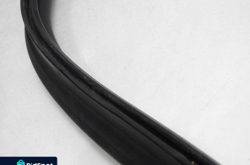 USZCZELKA ŚCIANY GRODZIOWEJ VOLVO V70 III