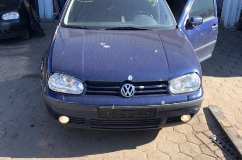 VW GOLF IV POMPA PALIWA