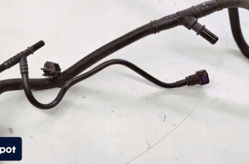 WĄŻ PRZEWÓD WLWEU ADBLUE AUDI A4 A5 8K0131963R