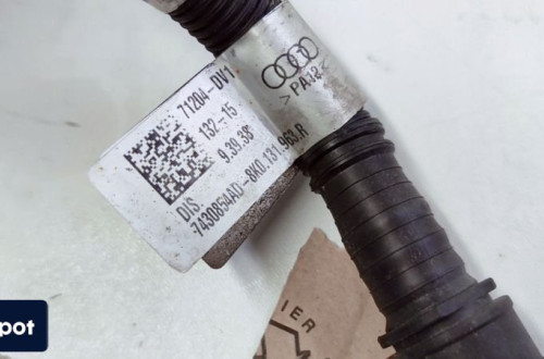 WĄŻ PRZEWÓD WLWEU ADBLUE AUDI A4 A5 8K0131963R