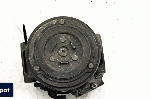 SPRĘŻARKA KLIMATYZACJI OPEL ASTRA J 06573018