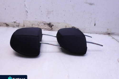 ZAGŁÓWEK TYŁ SUBARU FORESTER III