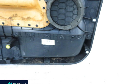 BOCZEK PRAWY PRZEDNI CITROEN DS3
