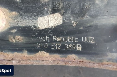 AUDI Q7 VW TOUAREG 7L 3.0 TDI BELKA  TYŁ 7L0512369B