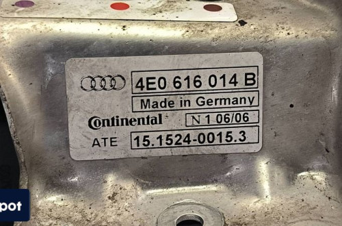 ROZDZIELACZ AUDI A8 D3 W12 4E0616014B