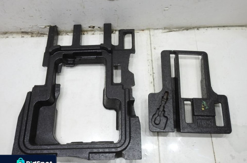 PIANKA WKŁAD PODŁOGI PRAWY TYŁ FORD S-MAX MK1