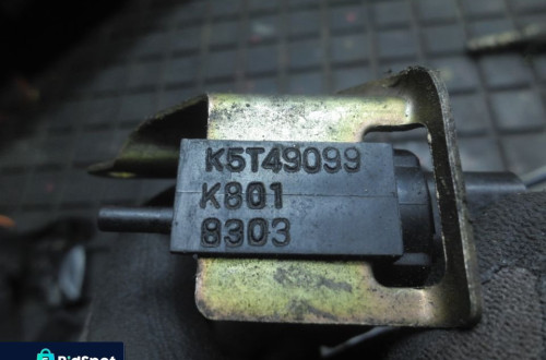 ZAWÓR PODCIŚNIENIA 2.5 V6 MAZDA 626 PROBE MX6 MX3 Numer katalogowy części K5T49075